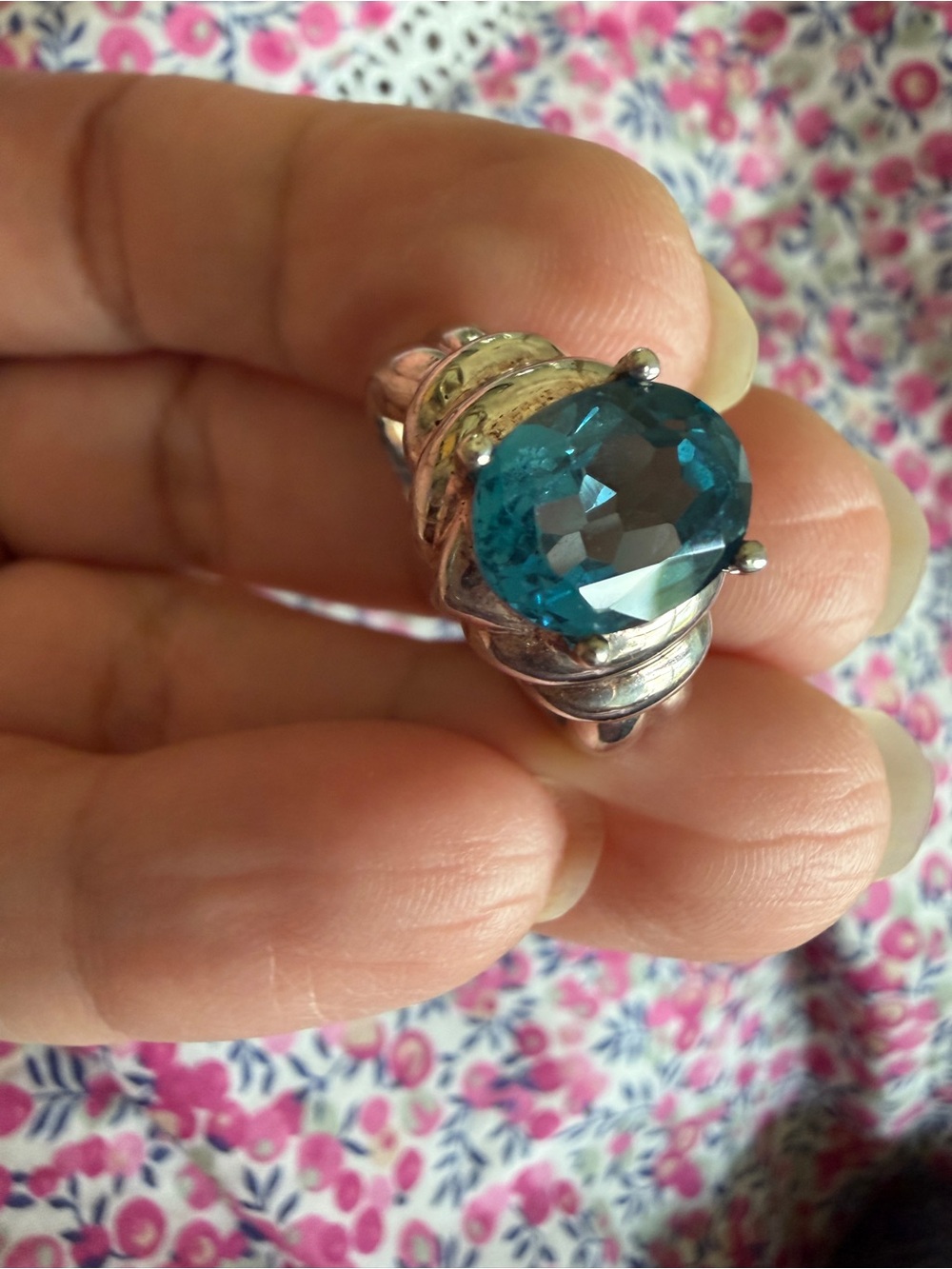 STERLING SILVER BLUE TOPAZ RING, SZ 7